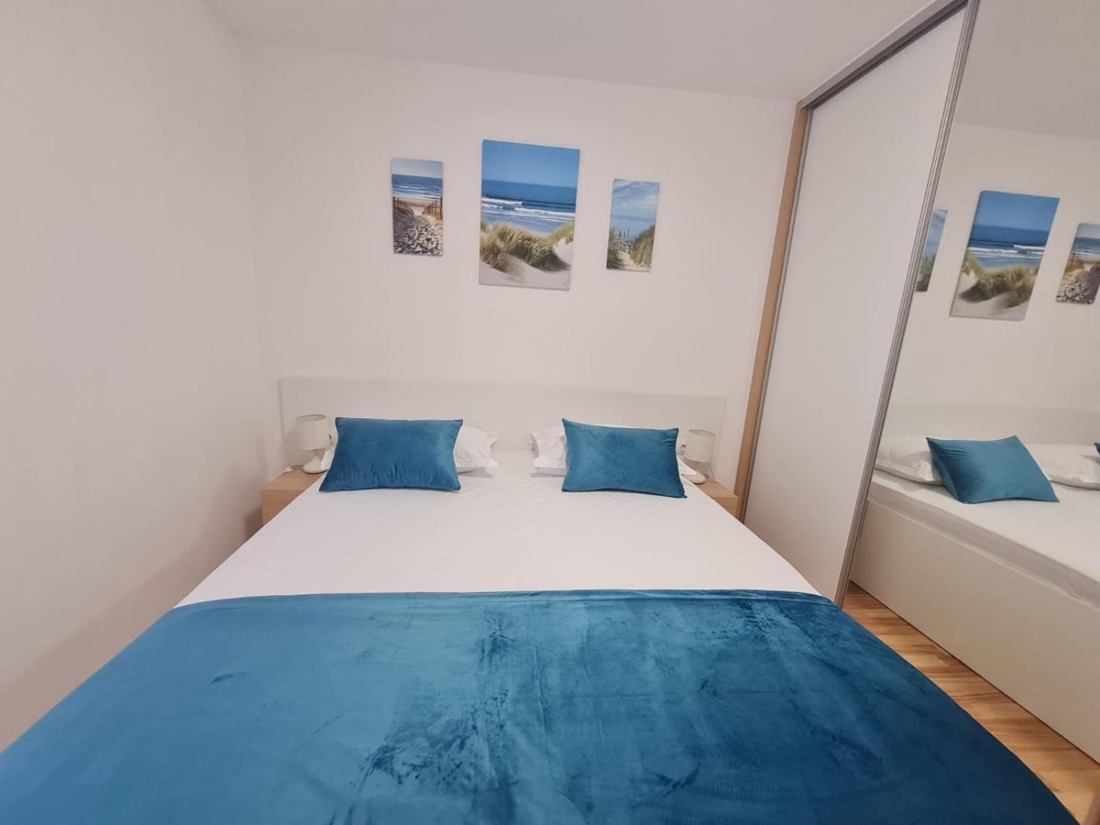 Apartman "Flower Garden" Ražanac Extérieur photo